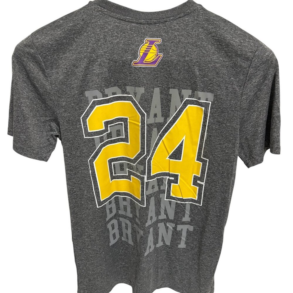 Kobe Bryant #24 Los Angles Lakers T Shirt Size Medium Logo Gray